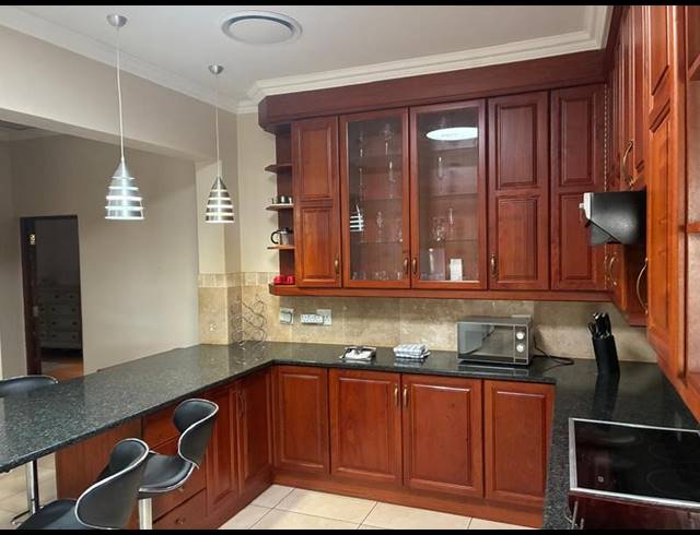 3 BEDROOM HOUSE FOR SALE IN WATERKLOOF RIDGE